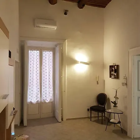 Nocleg ze śniadaniem Il Balconcino A Santa Chiara 4*