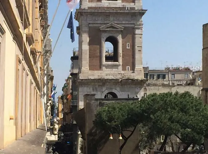 B&B Il Balconcino A Santa Chiara 나폴리