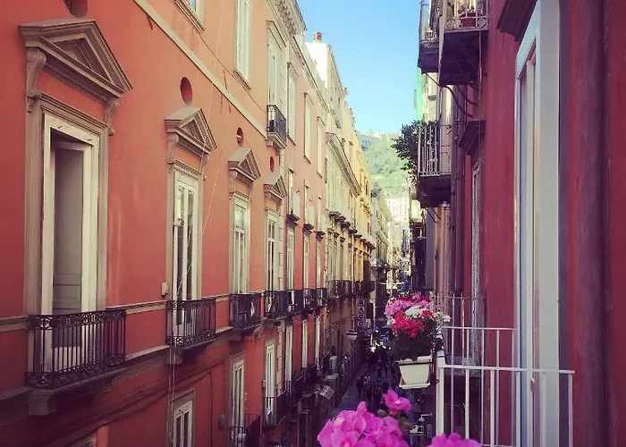 B&B Il Balconcino A Santa Chiara 나폴리