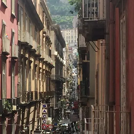 לינה וארוחת בוקר Il Balconcino A Santa Chiara 4*