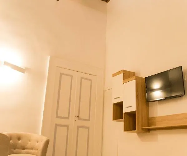 Il Balconcino A Santa Chiara Отель типа 